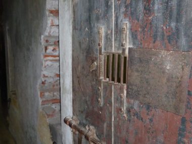 Hanoi Hilton prison cell