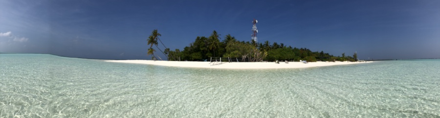 Dhangethi Bikini Beach